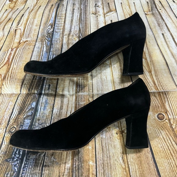 J Peterman Co Black Suede Suede 2.5” Block Slip On Heels Womans Sizeans Size 7.5 - Picture 4 of 5